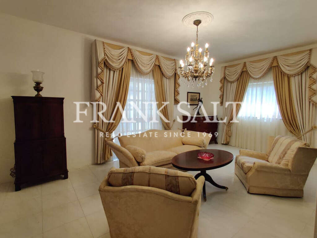 3 bedrooms House in Swatar, Malta No. 10830