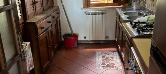 4-Zimmer Wohnung in Tuoro sul Trasimeno, Italy, Nr. 288529 2