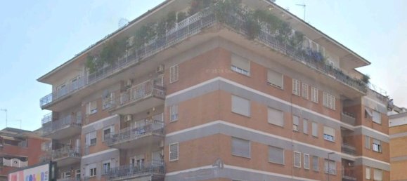 Квартира с 2 комнатами в Рим, Италия № 16913 13