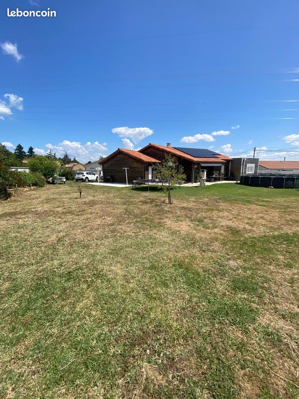 4 chambres Maison à Peaugres, France No. 290594
