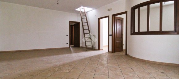 Квартира с 4 комнатами в Кропани, Италия № 7346 2