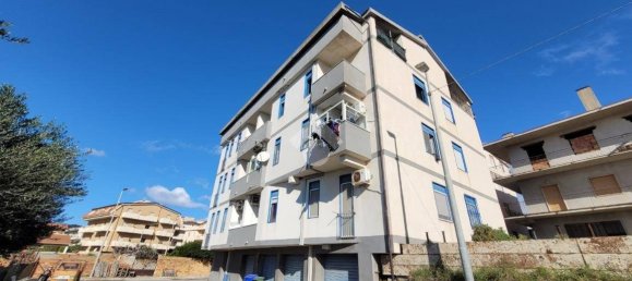 Apartamento T2 em Motta San Giovanni, Italy N.º 171227 2