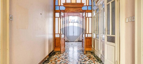 9 rooms Villa in Busto Arsizio, Italy No. 66802 7