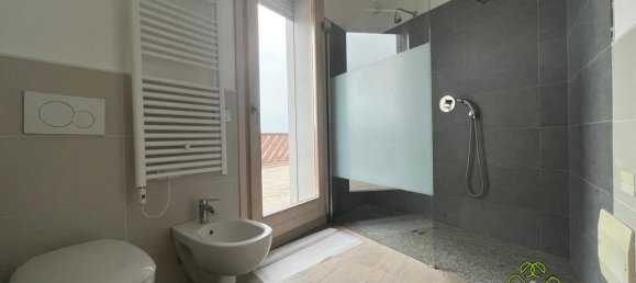 2 rooms Penthouse in Fiesso d'Artico, Italy No. 24502 11