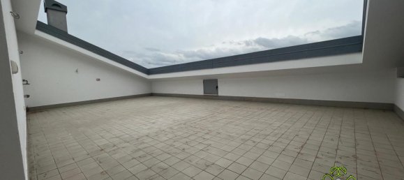 2 rooms Penthouse in Fiesso d'Artico, Italy No. 24502 4