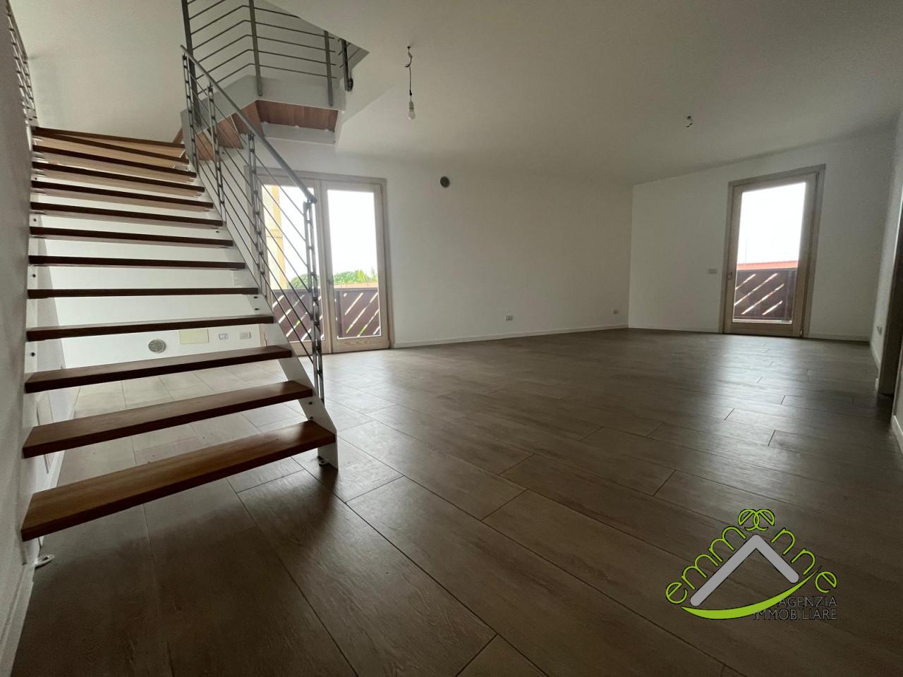 2 rooms Penthouse in Fiesso d'Artico, Italy No. 24502