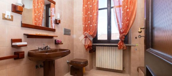 Casa T9 em Caselle Torinese, Italy N.º 333119 2