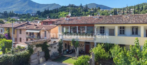 3 غرف نوم فيلا في Salò, Italy رقم 132800 36