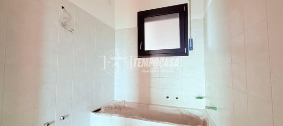 3 rooms Apartment in Brescia, Italy No. 2470 25