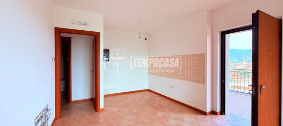 3 rooms Apartment in Brescia, Italy No. 2470 11