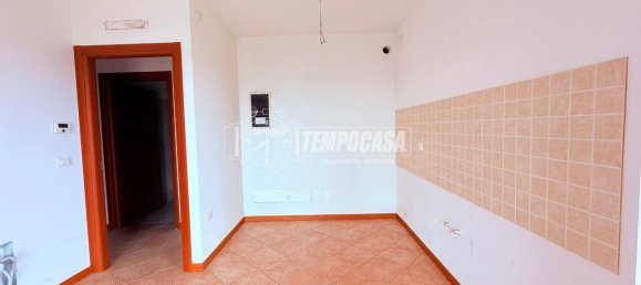 3 rooms Apartment in Brescia, Italy No. 2470 12