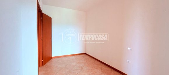 3 rooms Apartment in Brescia, Italy No. 2470 30