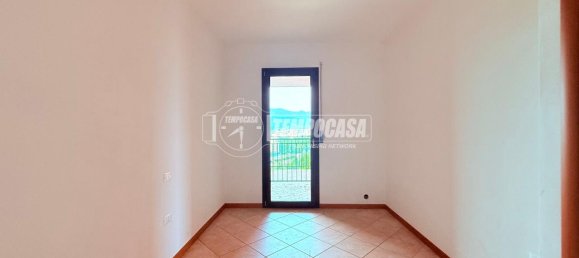 3 rooms Apartment in Brescia, Italy No. 2470 28