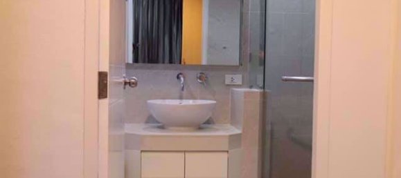 Condominio de 2 dormitorios en Baan Siri 24



 Railay Beach, Thailand No. 32442 7