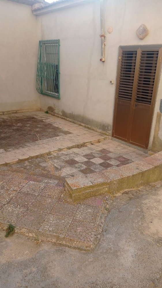 4 غرف نوم منزل في Caltagirone, Italy رقم 391639