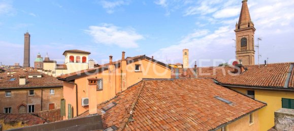 Apartamento de 5 dormitorios en Bologna, Italy No. 125617 16