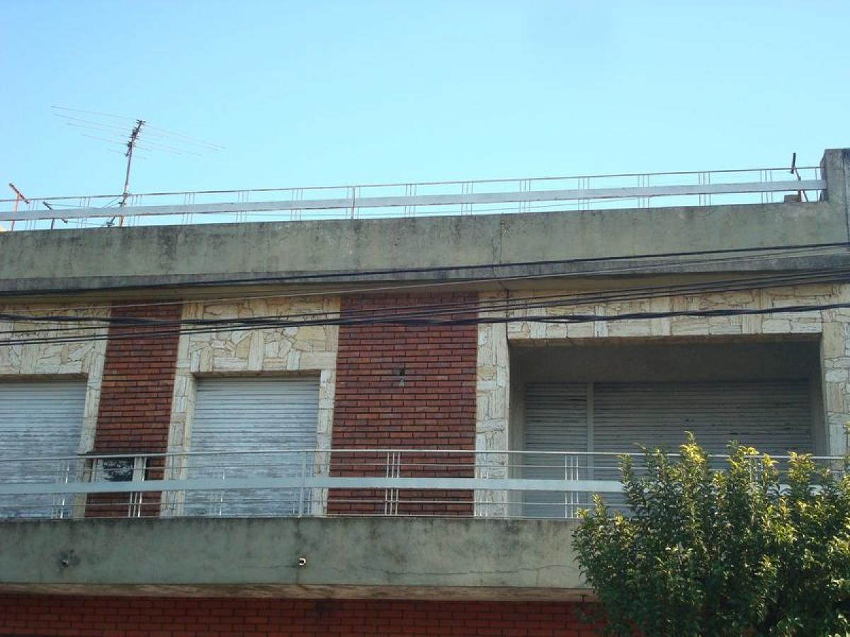 2 bedrooms Apartment in Moron, Argentina No. 21178