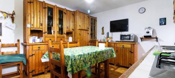 7 rooms Villa in Montalcino, Italy No. 235396 3