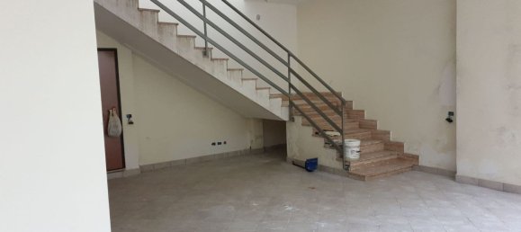 Gewerbliche Immobilie in San Nicola la Strada, Italy 265m², Nr. 134323 9