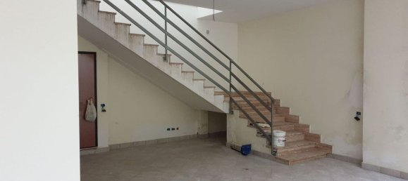 Gewerbliche Immobilie in San Nicola la Strada, Italy 265m², Nr. 134323 8