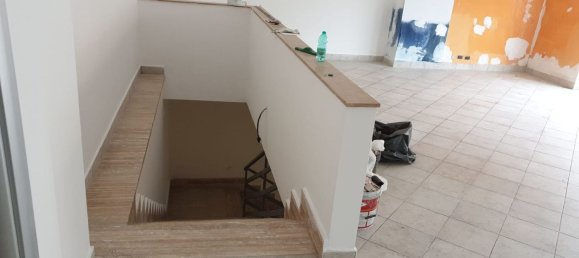 Gewerbliche Immobilie in San Nicola la Strada, Italy 265m², Nr. 134323 11