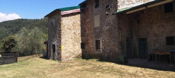 4 bedrooms House in Marliana, Italy No. 314228 7