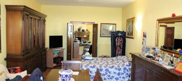 10 rooms House in Orvieto, Italy No. 47386 2