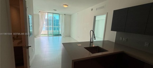 1 Schlafzimmer Gewerbliche Immobilien in Miami, USA, Nr. 615685 14