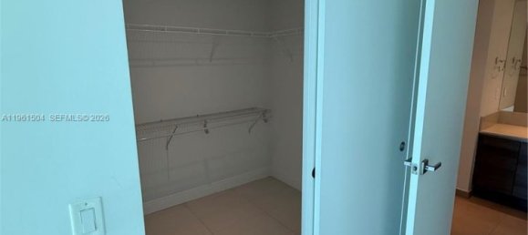 1 Schlafzimmer Gewerbliche Immobilien in Miami, USA, Nr. 615685 11