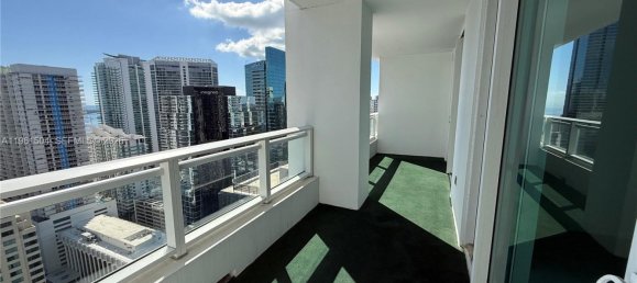 1 Schlafzimmer Gewerbliche Immobilien in Miami, USA, Nr. 615685 2