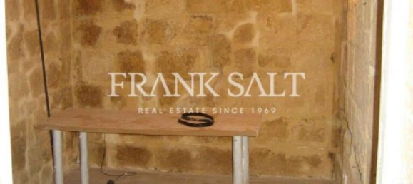 Bureau à Valletta, Malta No. 11737 4