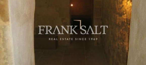 Bureau à Valletta, Malta No. 11737 5