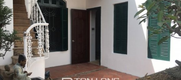 3 bedrooms Villa in Tay Ho, Vietnam No. 1604 3