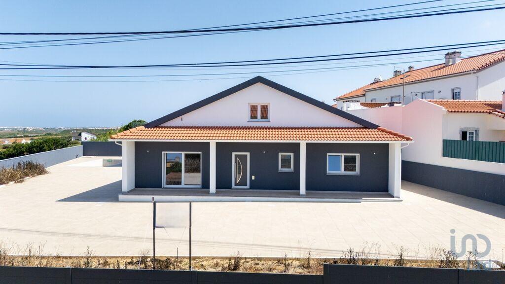 4 bedrooms House in Atouguia da Baleia, Portugal No. 208855