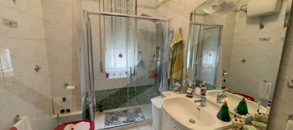 4-Zimmer Wohnung in Bari, Italy, Nr. 18247 10