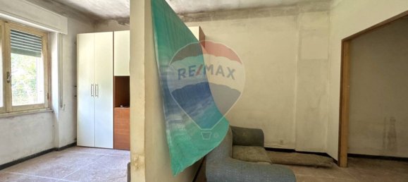 1 bedroom Apartment in Lumarzo, Italy No. 337199 6