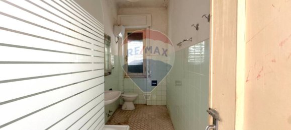 1 bedroom Apartment in Lumarzo, Italy No. 337199 17