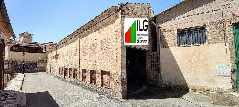 Propiedad comercial en Fuente Vaqueros, Spain No. 226135