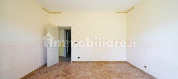 4 bedrooms Apartment in Palo del Colle, Italy No. 371113 12