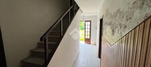 4 rooms House in Castellamonte, Italy No. 18089 19