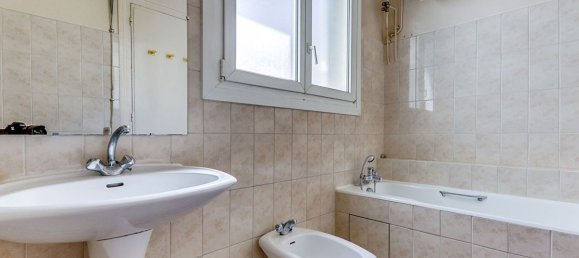 2 bedrooms Apartment in Paris, France No. 167436 14