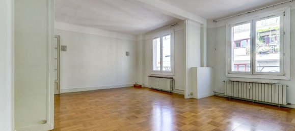 2 bedrooms Apartment in Paris, France No. 167436 2