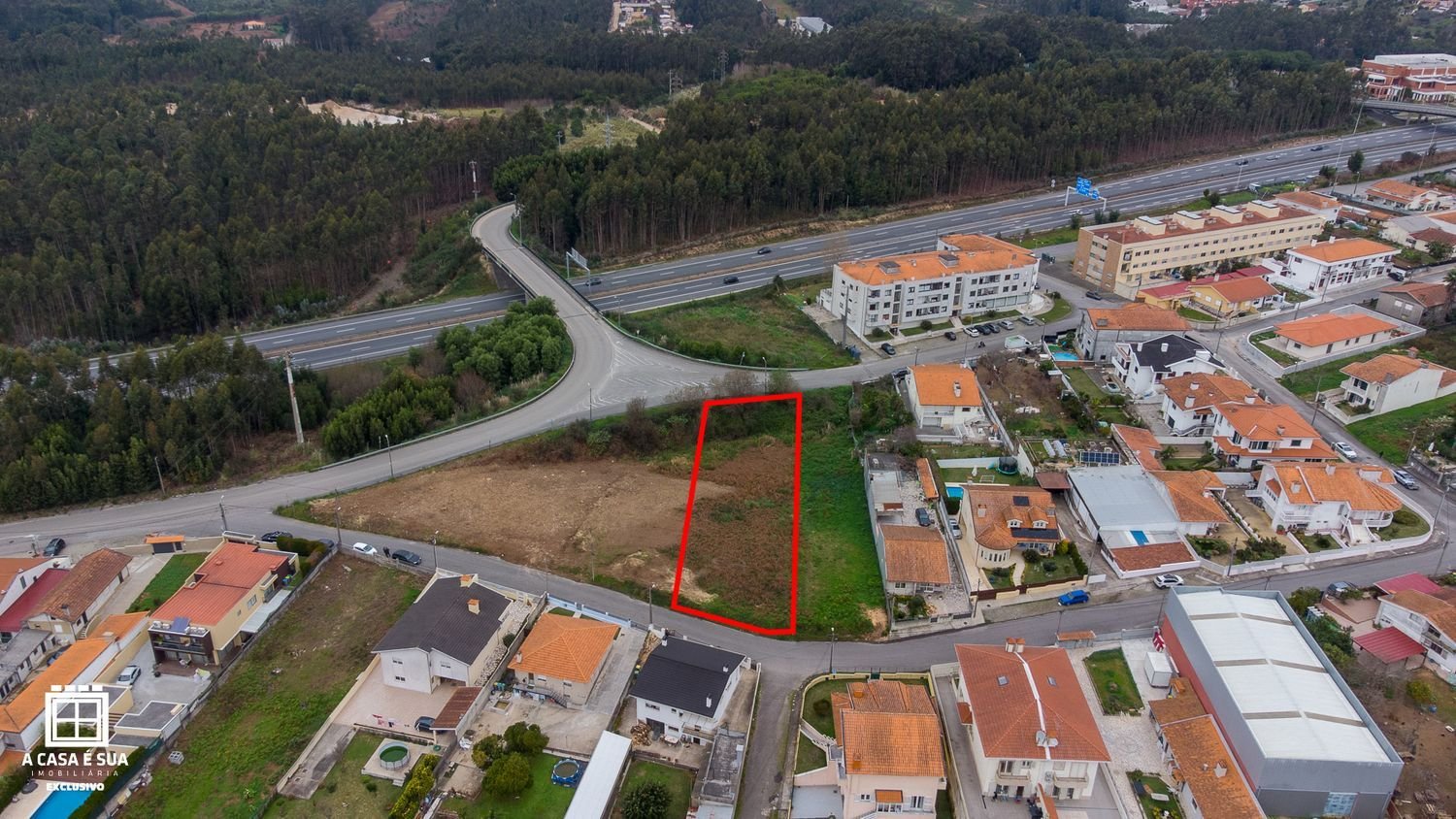  Land in Nogueira da Regedoura, Portugal No. 217748