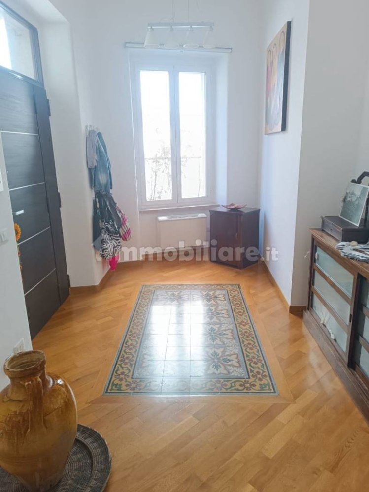 3 bedrooms Apartment in Bitonto, Italy No. 301867