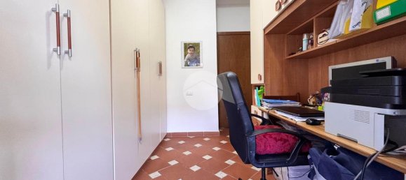 2 bedrooms Apartment in Florence, Italy No. 282189 9