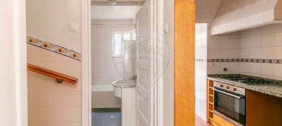 3 bedrooms House in Lisbon, Portugal No. 28831 19