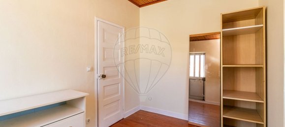 3 bedrooms House in Lisbon, Portugal No. 28831 25