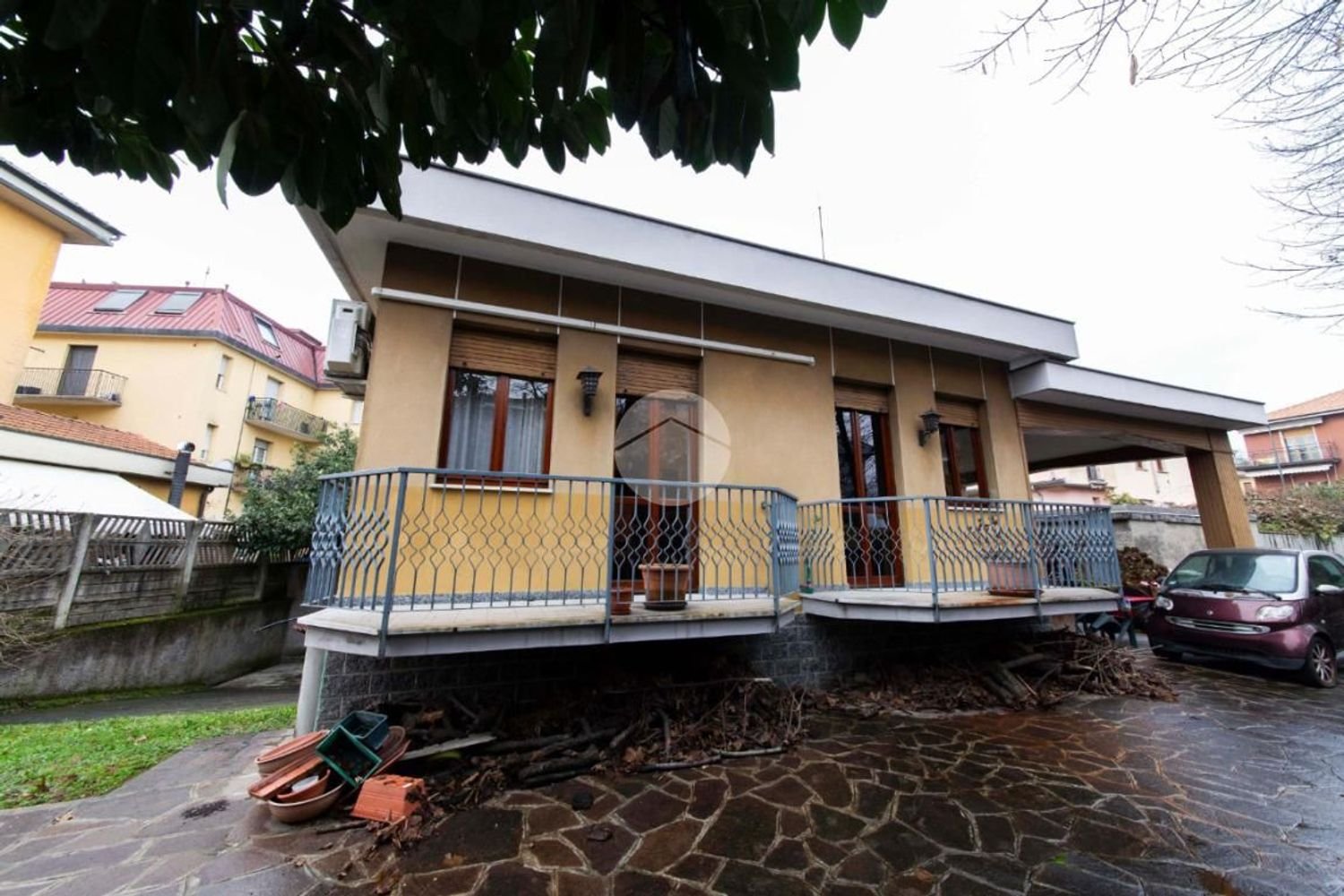 6 rooms Villa in Milan, Italy No. 246855