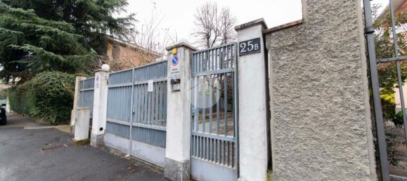 6 rooms Villa in Milan, Italy No. 246855 2