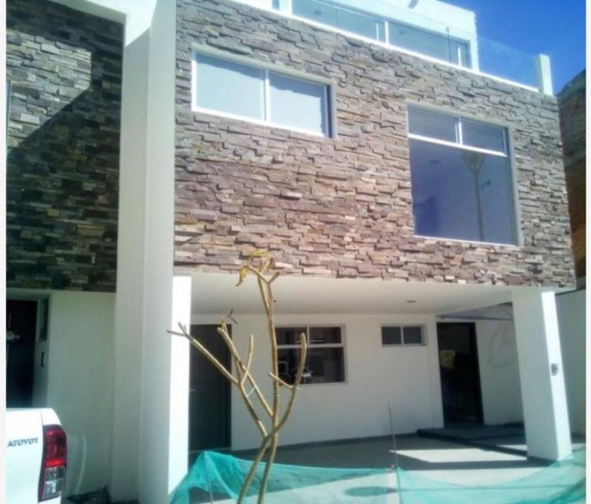 3 bedrooms House in Puebla, Mexico No. 167708
